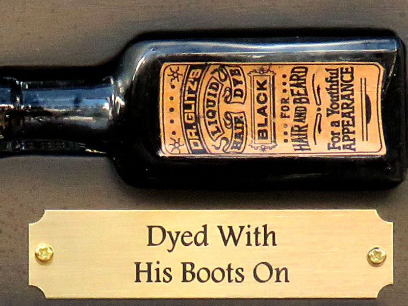 dyed detail bottle and plaqueweb